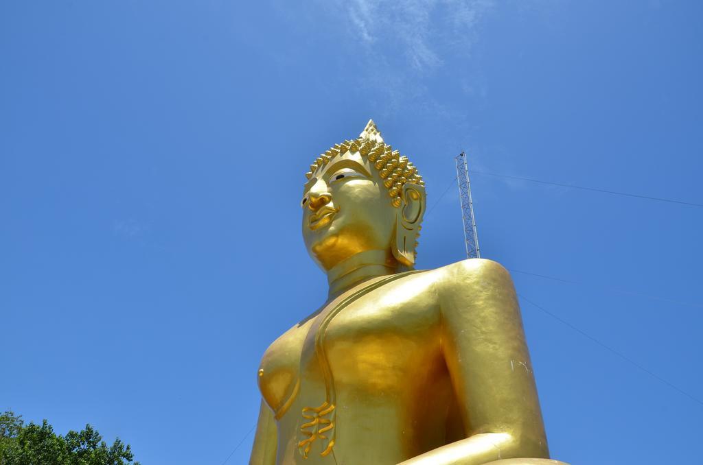 Lotus Art Guesthouse Pattaya Exterior foto