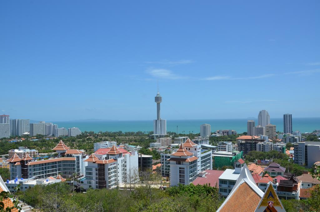 Lotus Art Guesthouse Pattaya Exterior foto