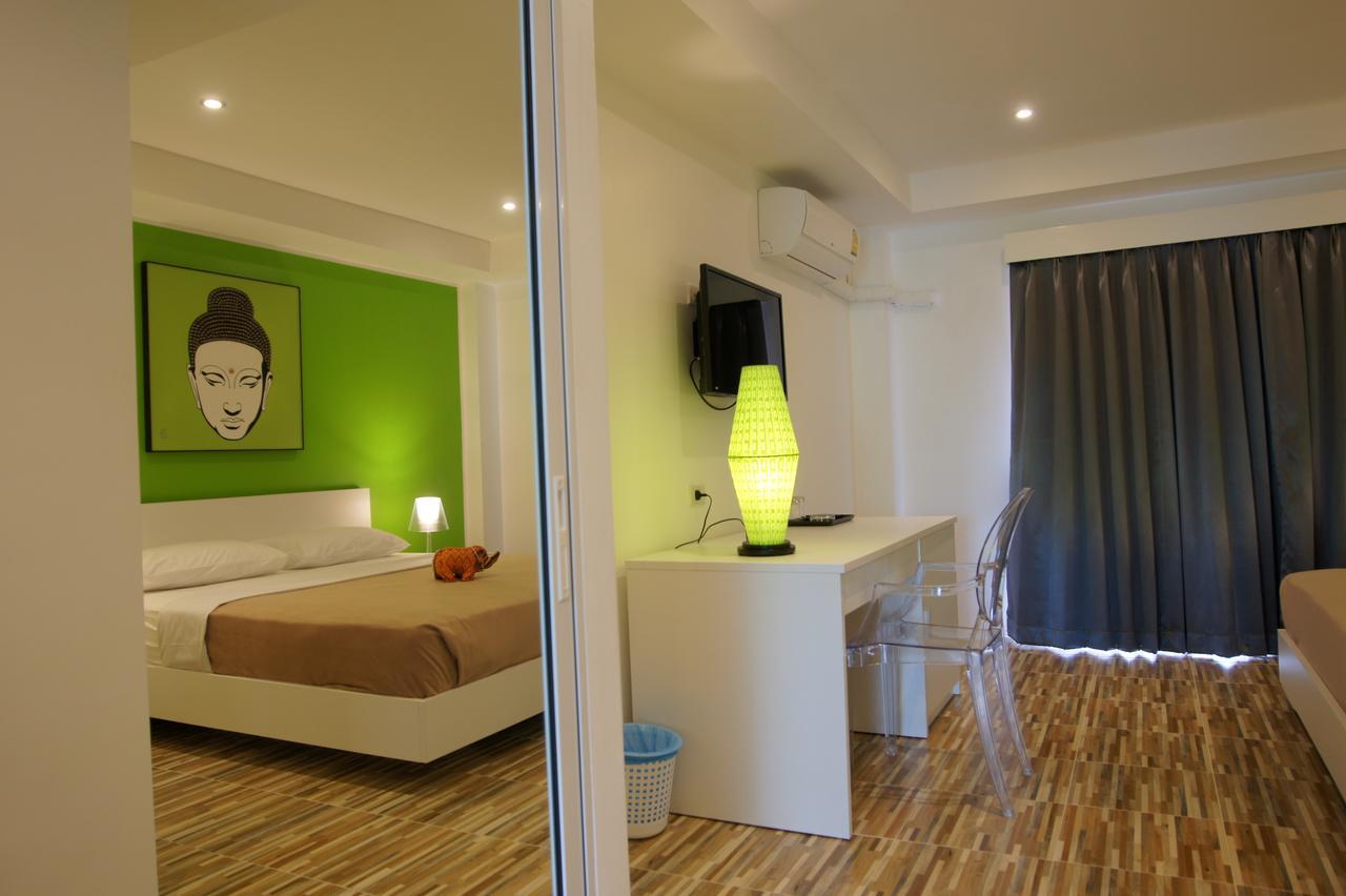Lotus Art Guesthouse Pattaya Exterior foto